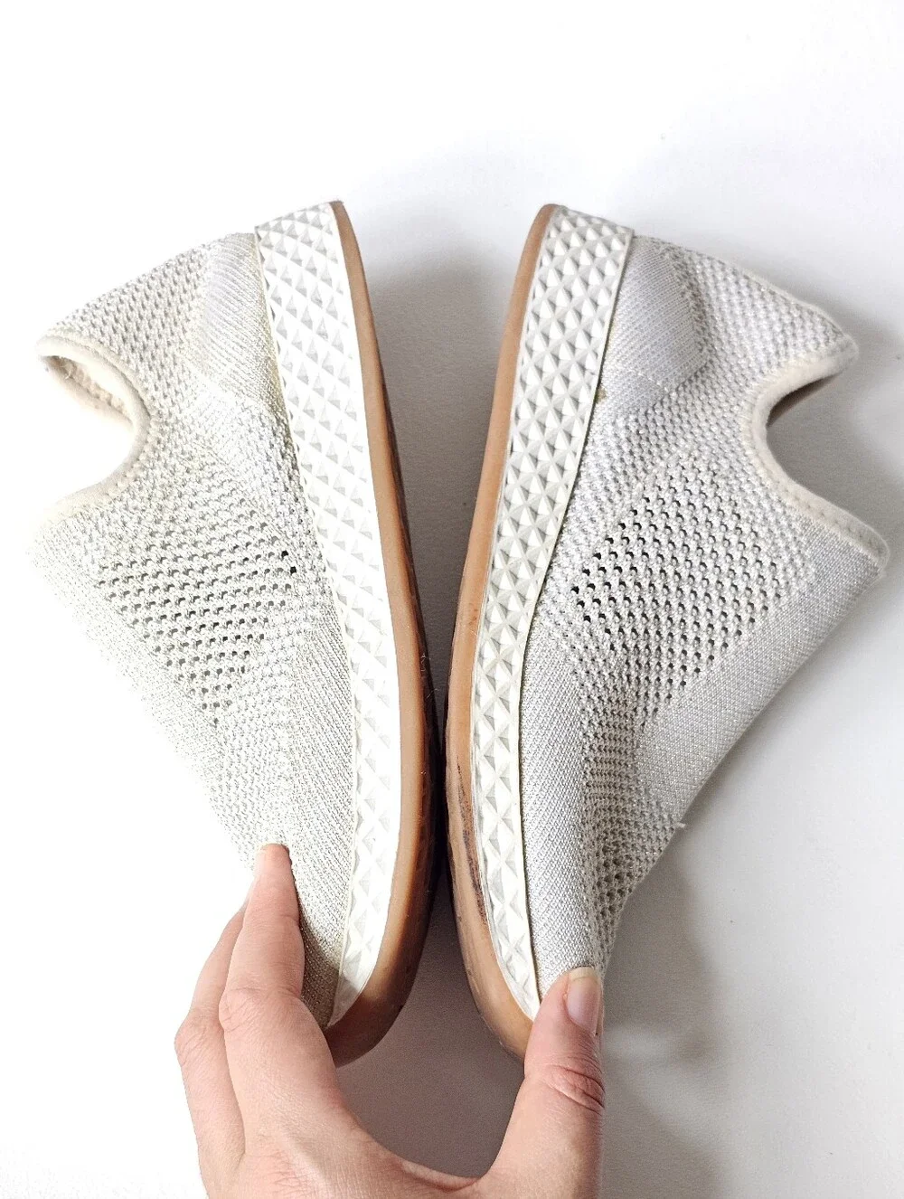Urban Sport by J/Slides TIA Gold Metallic Knit Slip-On Sneakers Women's Size 7